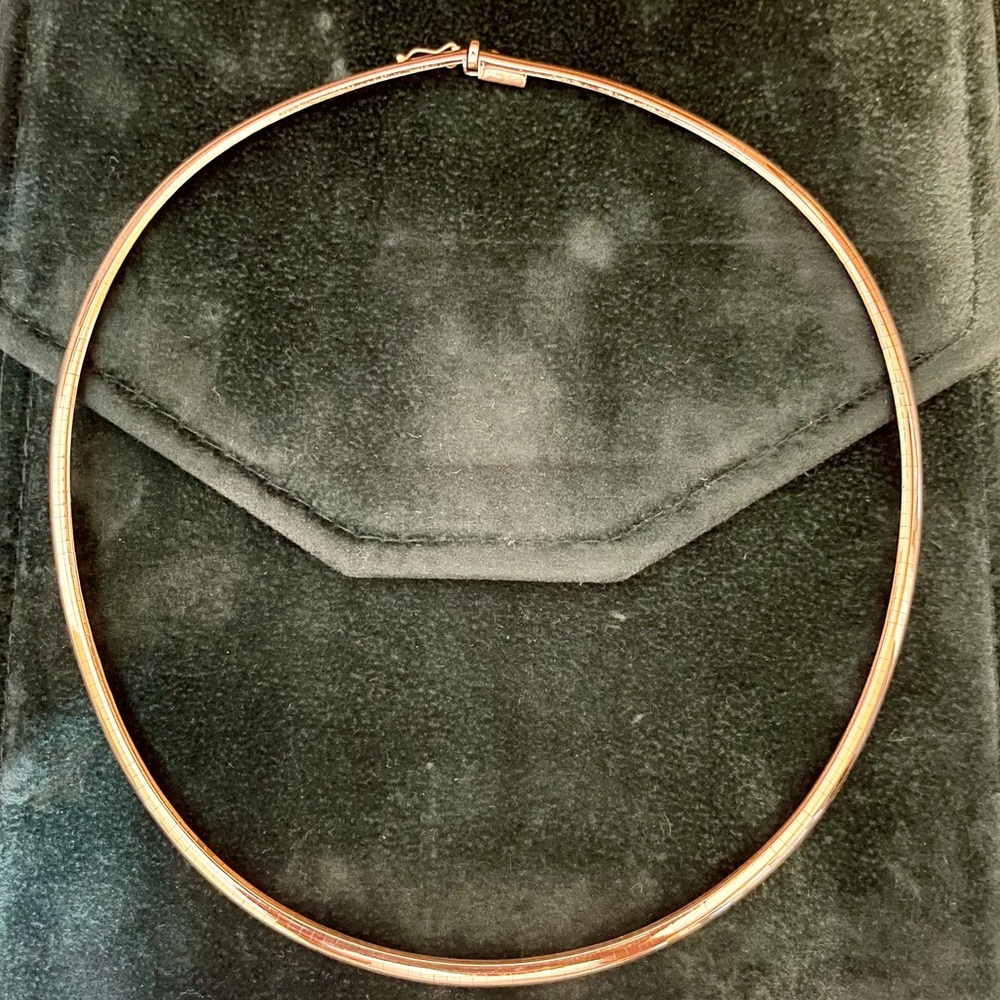 14KT GOLD OMEGA NECKLACE 22 grams